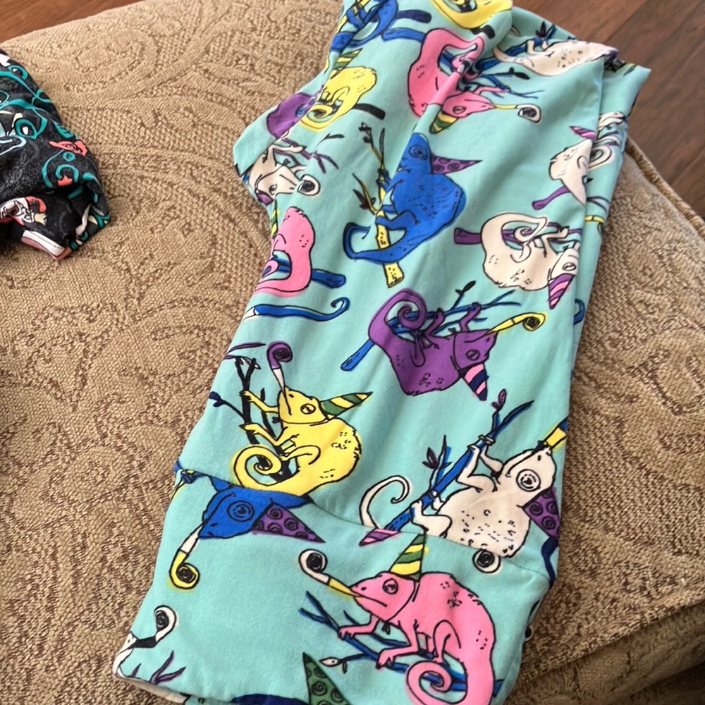 EUC LuLaRoe one size leggings